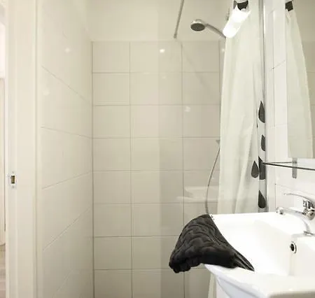 Private Suite's Close Haarlemmerplein * Амстердам